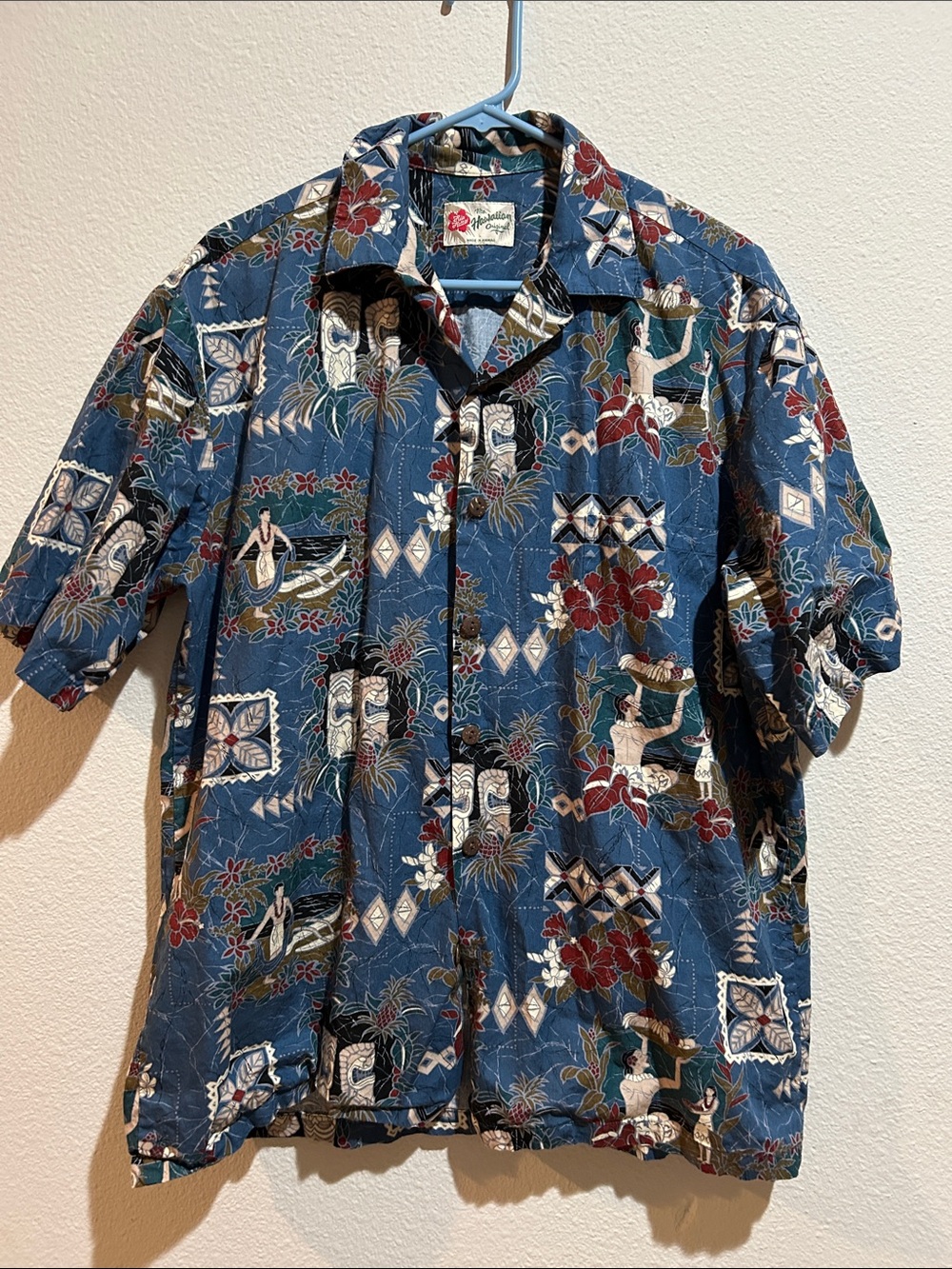 Hilo Hattie Blue Tropical Tiki Floral Men's Button-Down Shirt